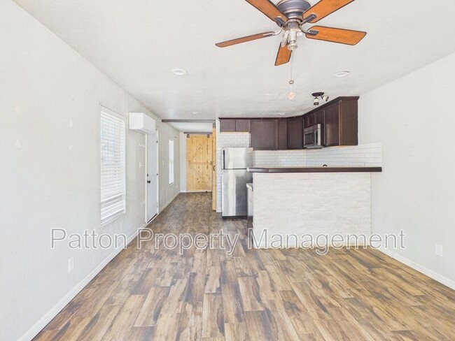 Photo - 313 SW 35th Ave