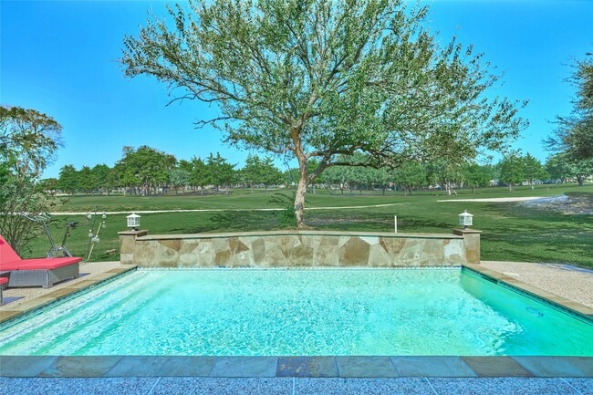 Photo - 121 April Waters Dr N