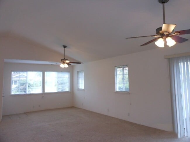 Photo - Pacheco, Evelyn (Kamalo'o) Unit 1