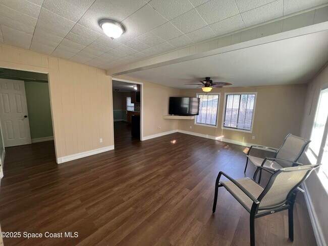 Photo - 1616 Terrace St House