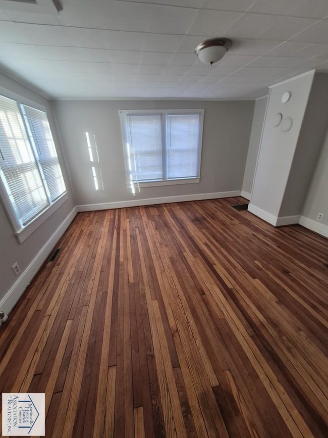 Photo - 12 Black Feather Trail