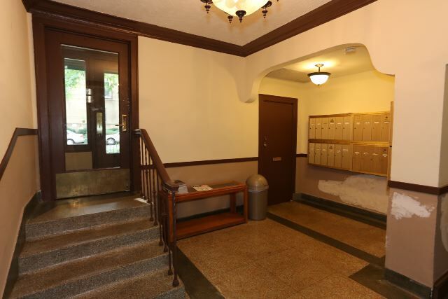 Photo - 2819 N Burling St Unit 2