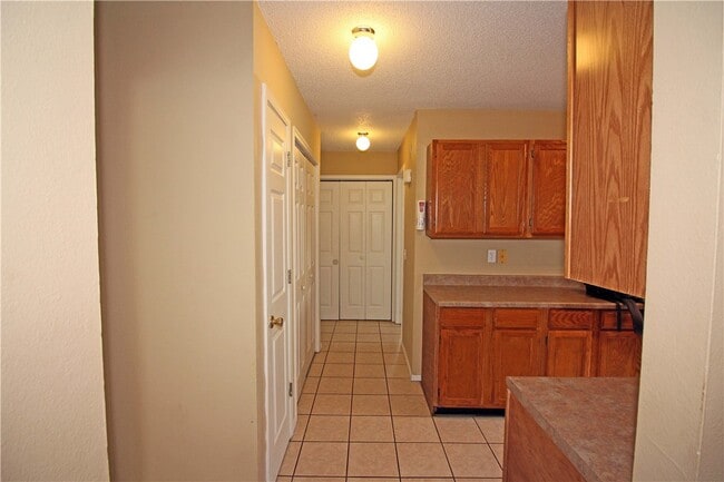 Photo - 207 SE 17th St