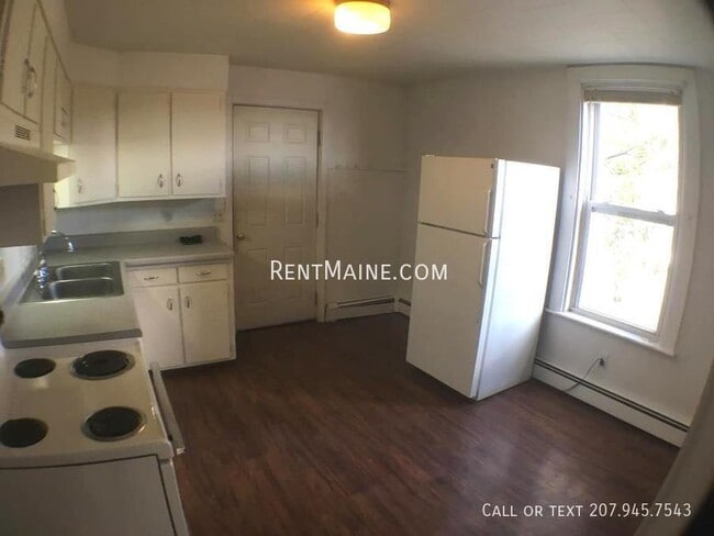 Photo - 699 Main St Unit 1