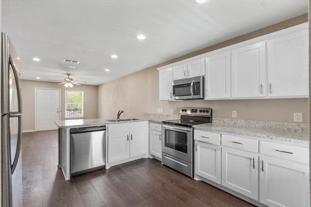 1406 Courtney Pl