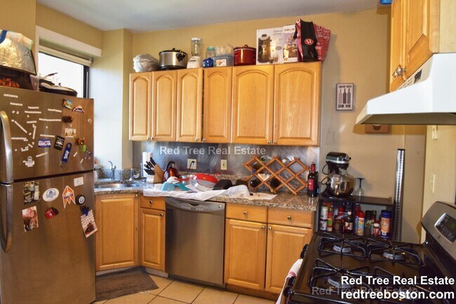 Photo - 17 Highgate St Unit 6