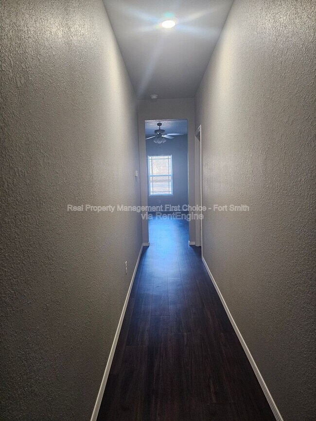 Photo - 2124 Ingalls Ln