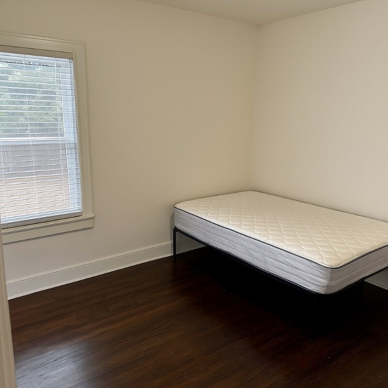 Photo - 2051 W Summit Ave. Casa