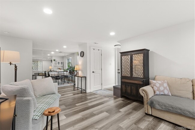 Photo - 87 Birchwood Rd