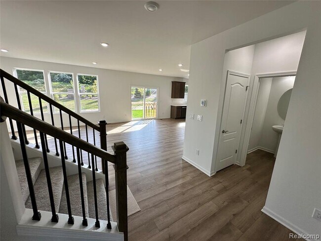 Photo - 59579 Schuss Gully Dr