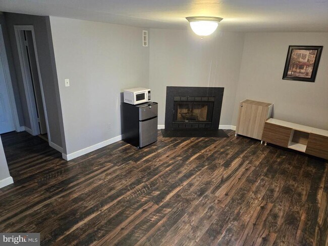 Photo - 5922 Annaberg Pl