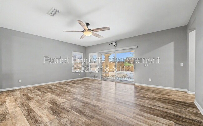 Photo - 19530 N 260th Dr