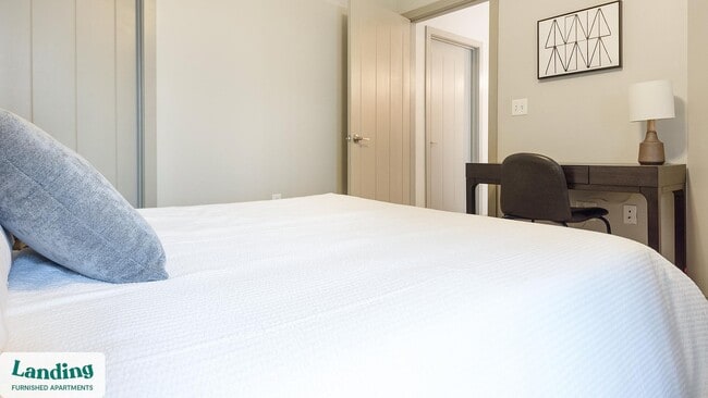 Photo - 5800 Highlands Plaza Dr Unit 247