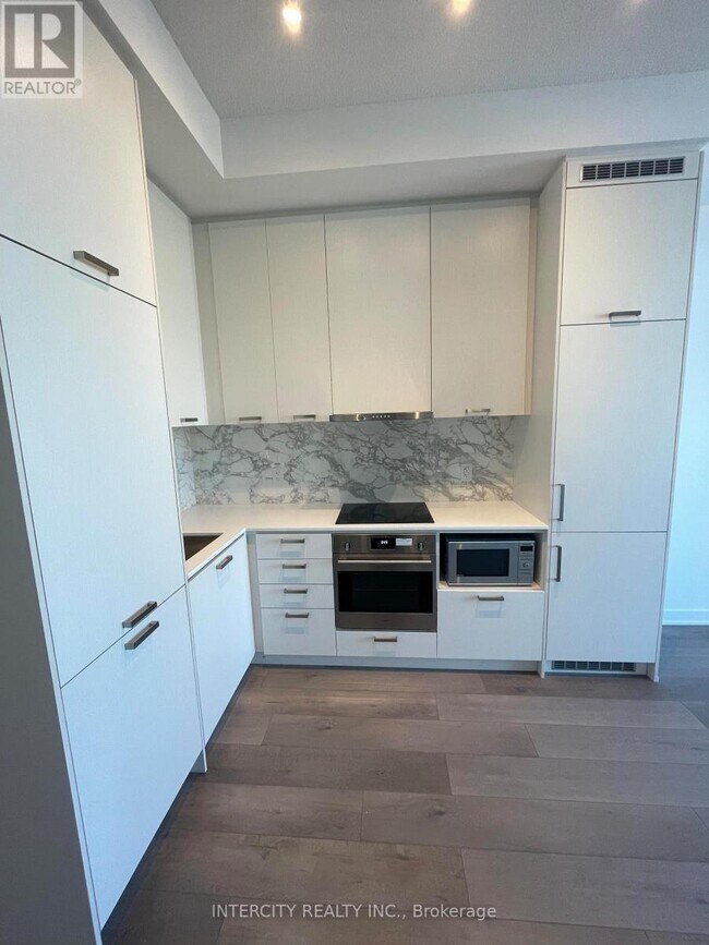 Photo - 10 Honeycrisp Cres Unit 1215