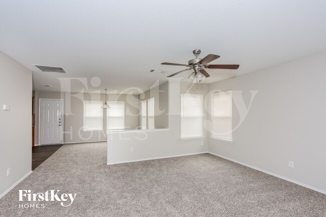 Photo - 3010 Dusty Oak Dr