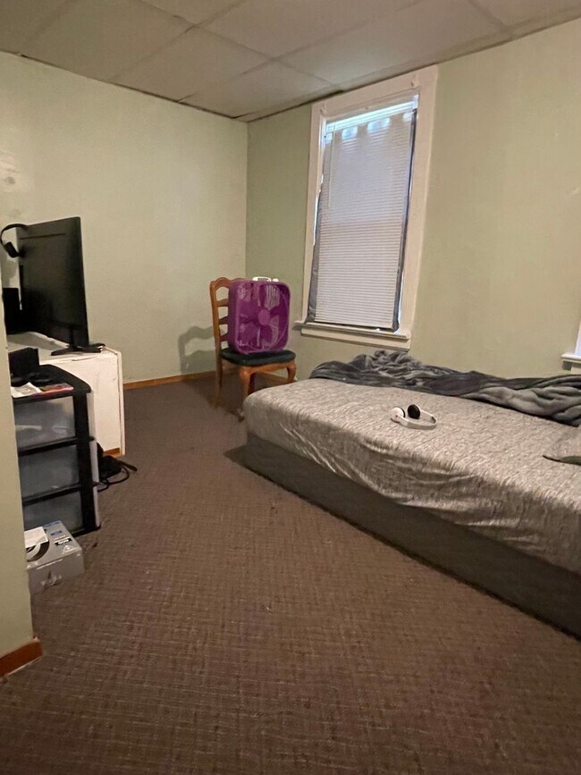 1018 Pine St Unit 8