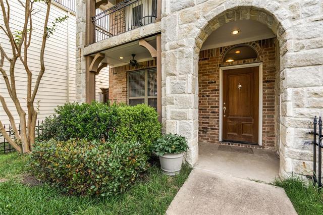 Photo - 5033 Mission Ave