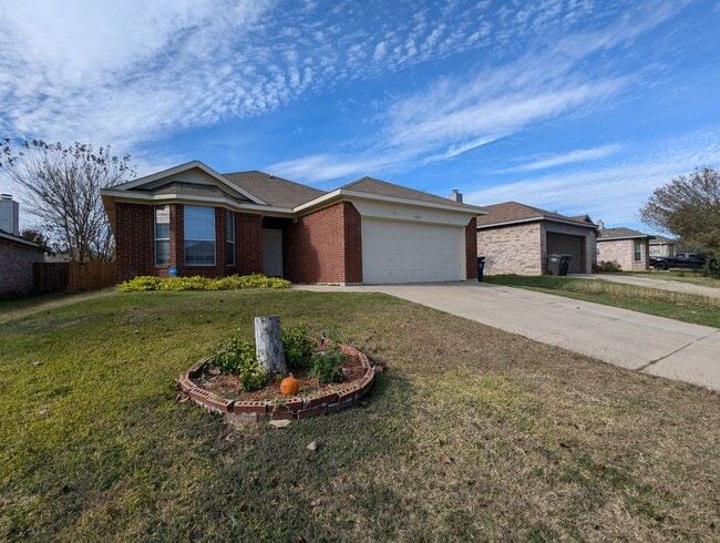 Building Photo - 3 Bedroom Home in West Fort Worth