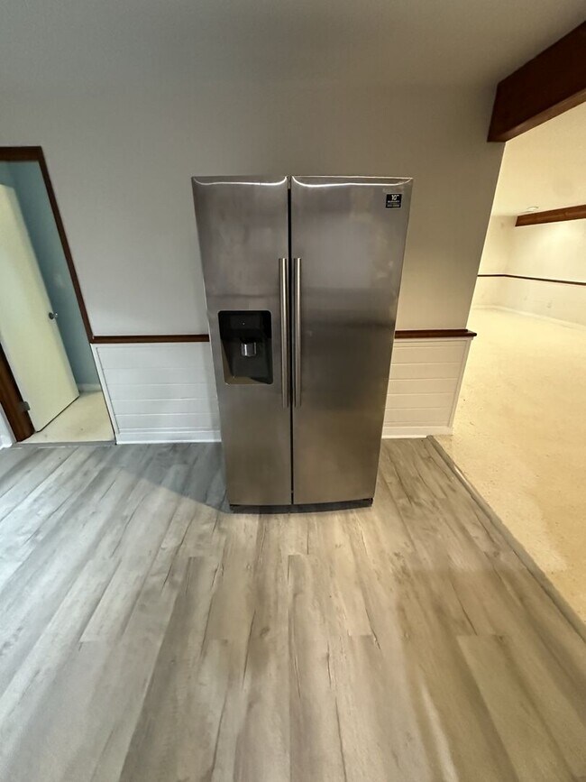 Photo - 2 bd 1 ba Basement apartment