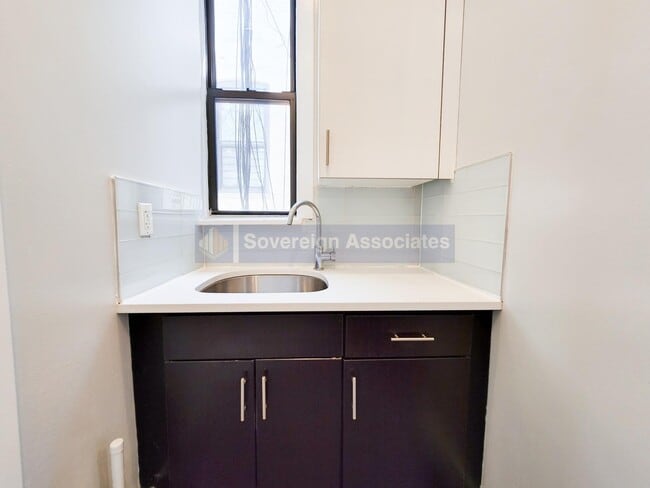521 W 156th St Unidad 2E
