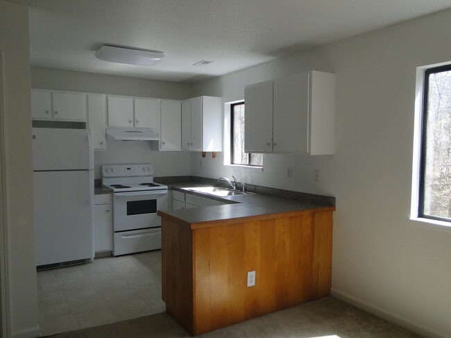 Photo - 1515 Partridgeberry Rd Unit B