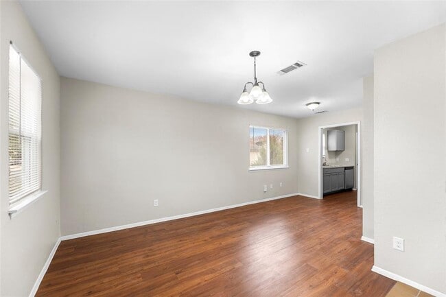 Photo - 2107 Conestoga Trail Unit A