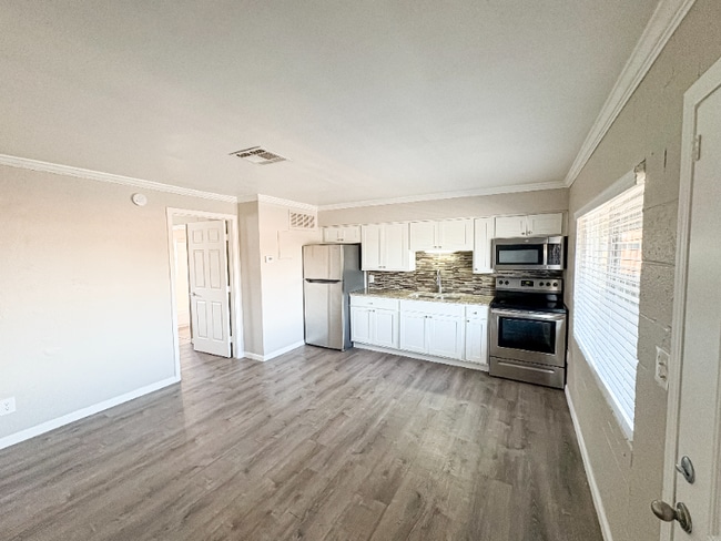 Photo - 1110 E Highland Ave Unidad 17