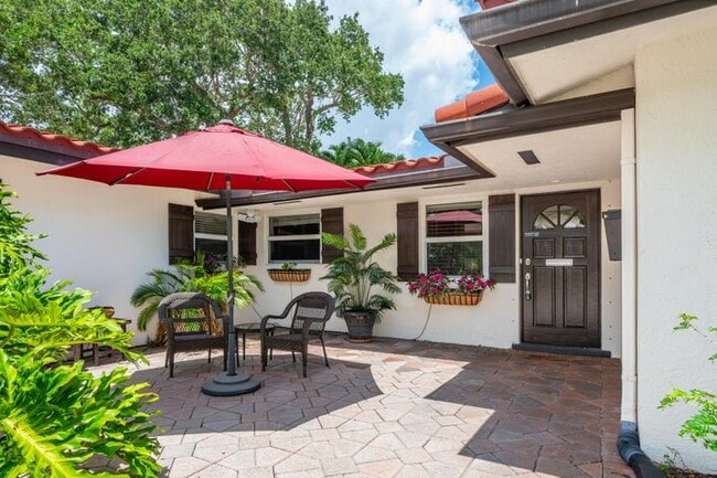 Photo - 701 SW 5th St