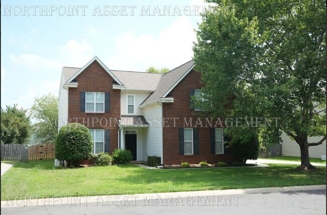 Charming 3-bedroom, 2-bath home - Charming 3-bedroom, 2-bath home
