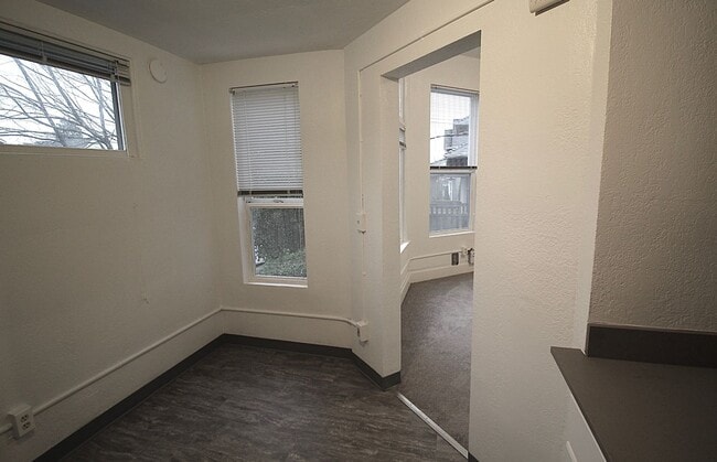 Photo - Camdon - 1 Bedroom - Central District - Vintage Charm