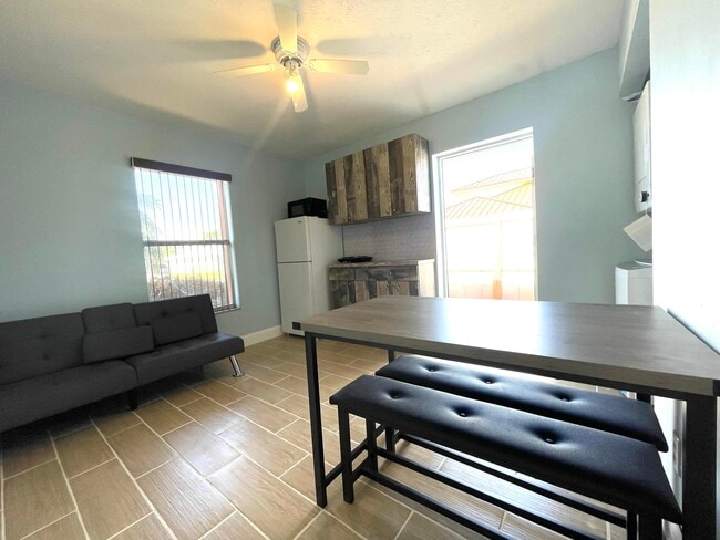 Photo - 5753 SE Mercedes Ave