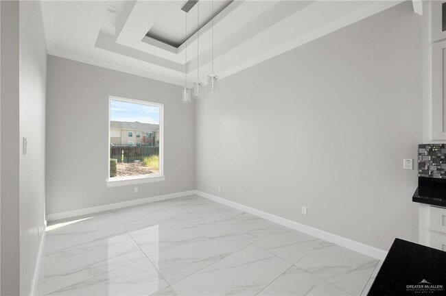 Photo - 12 E Imperial Oaks Dr