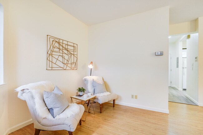 Photo - 1444 El Camino Real