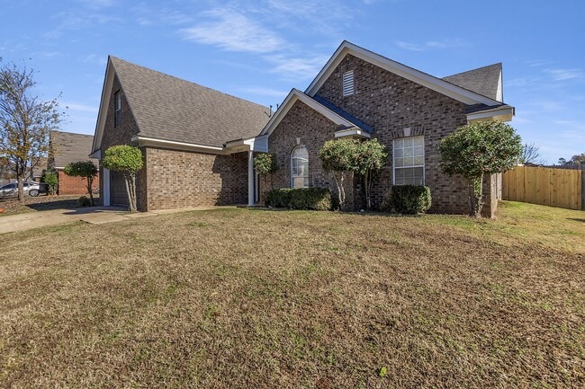 Photo - 8334 Manhatten Dr