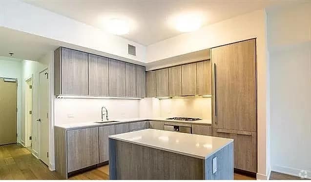 Building Photo - LUMINA Rental
