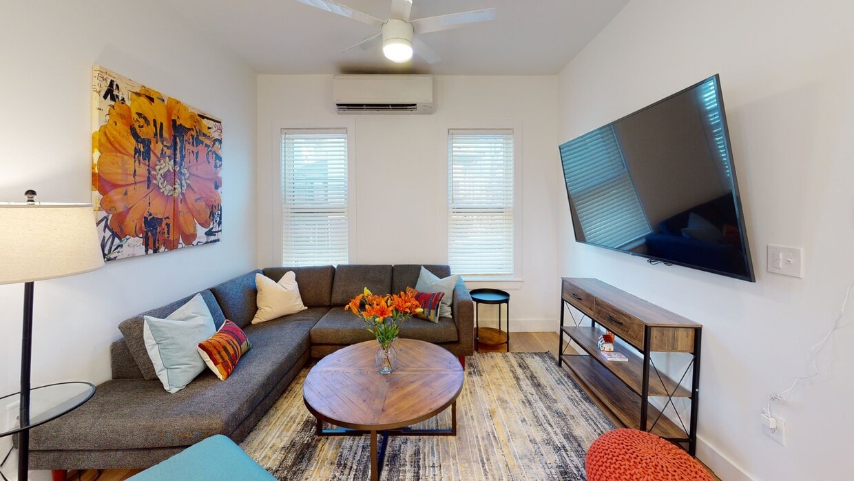 Photo - Furnished Bedroom with Private Bath in Mis... Apartment