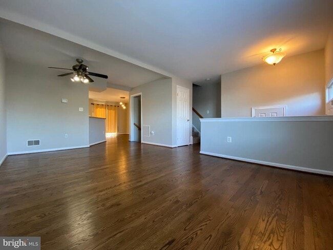 14299 Newbern Loop