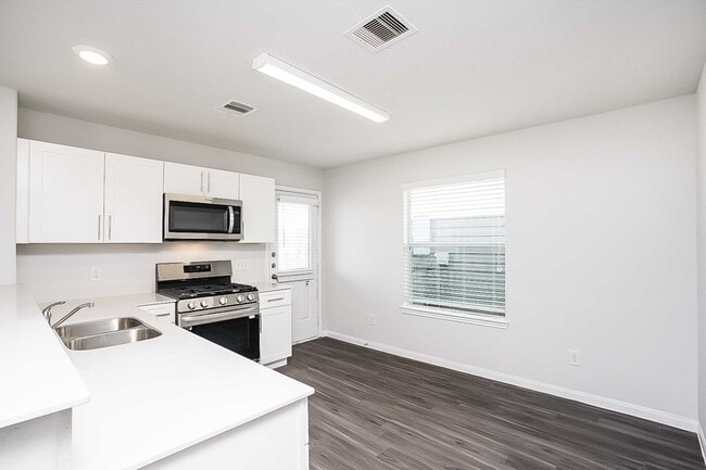 Photo - 19022 Zanardo Ct