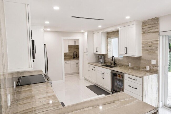Photo - 1316 SE 3rd Ave