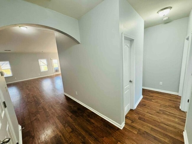 Photo - 1136 Doby Springs Dr