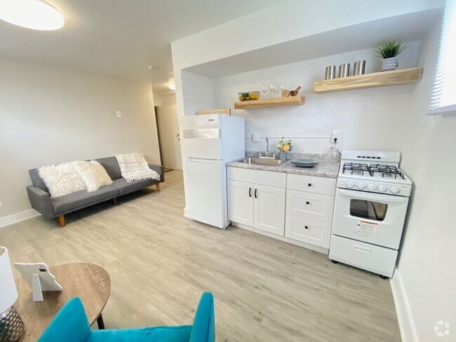 Building Photo - Highland Park Apartments | Studio Unit 1246 E Seneca Avenue-3