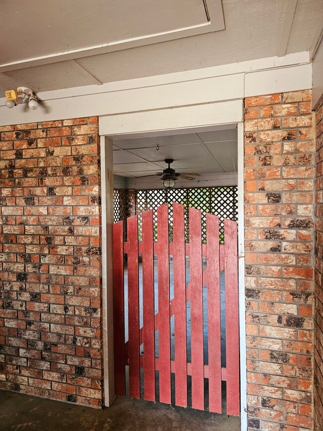 Photo - Muleride Manor