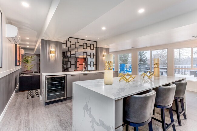 Photo - Sturgeon Point Villas