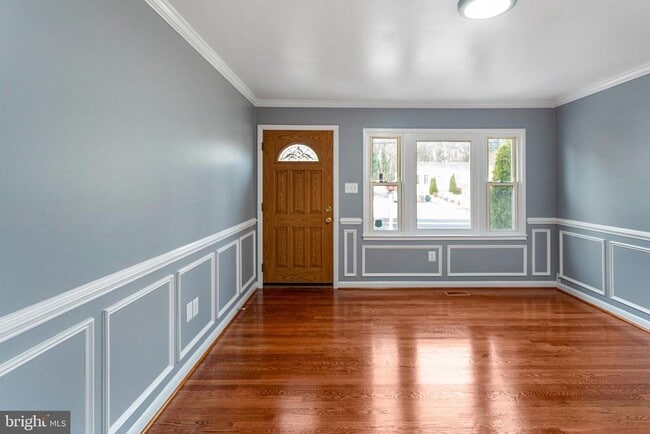 Building Photo - 14025 Mt Pleasant Dr