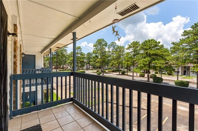 Photo - 6040 Grelot Rd Unit 206