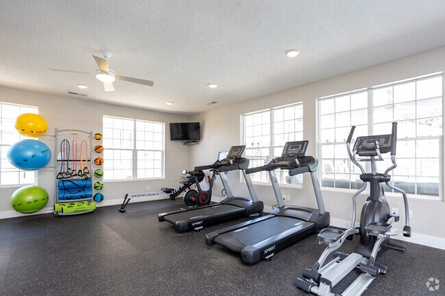 Fitness Center - Flats on Memorial