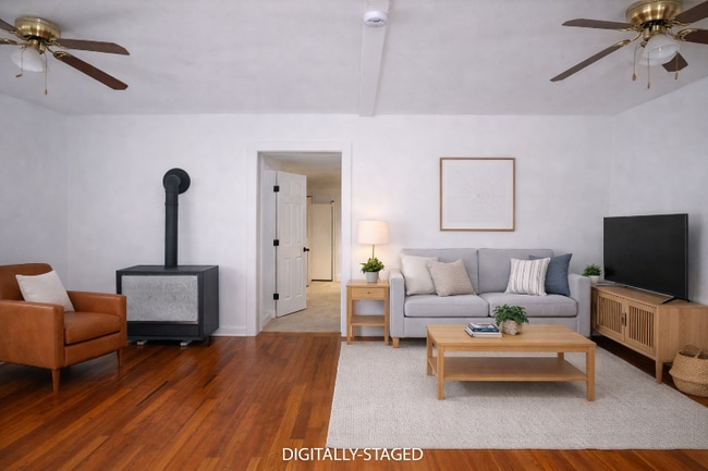 Photo - 132 Bridge Rd