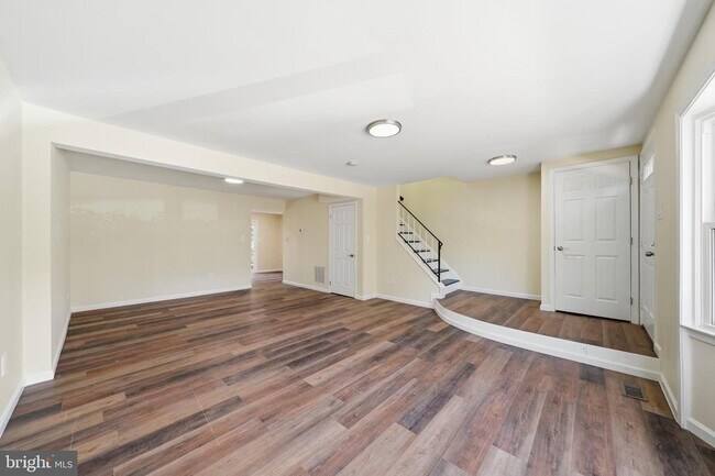 417 Sternwheeler Ct
