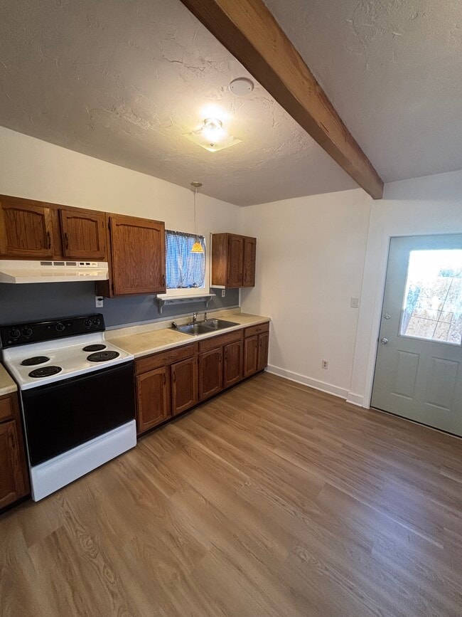 Building Photo - 340 N Franklin St Unit A