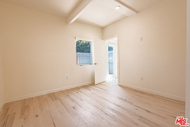 Photo - 7273 Birdview Ave